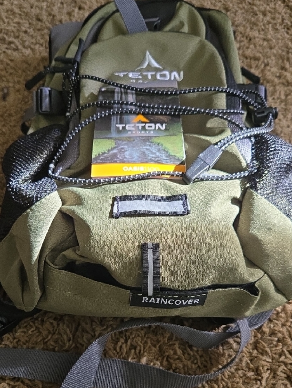 Oasis 1100 Teton Sports Hydration Pack 18L -Green and Grey - Picture 4 of 6